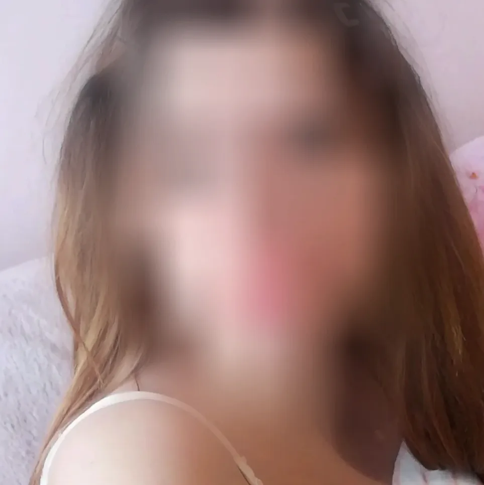 Annika, 35