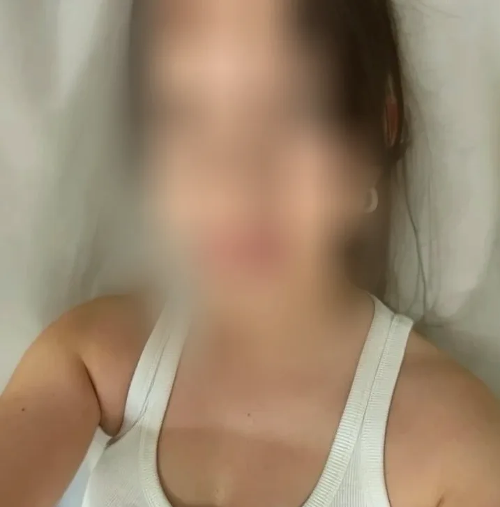Antonia, 26