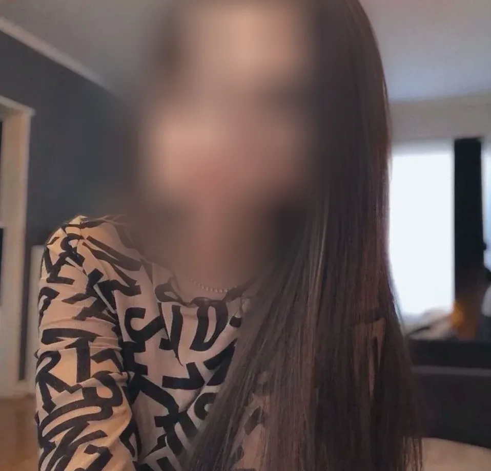 Celina, 21