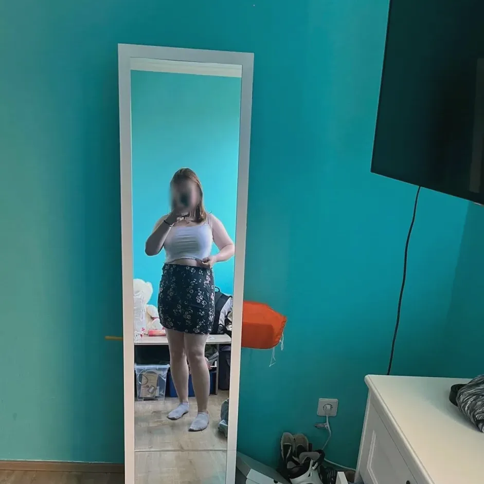Maja, 18
