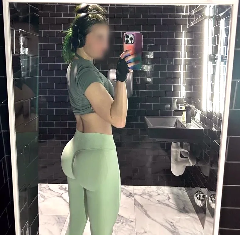 Malin, 24